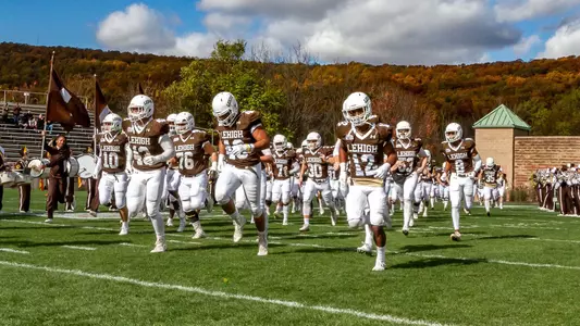 FB Team Running Out 9745