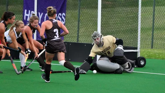 Maddie Kahn and Field Hockey Defense