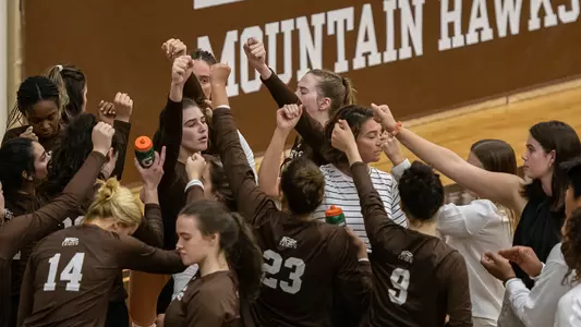 Lehigh Volleyball Huddle
