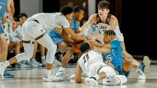 Men's Basketball Team