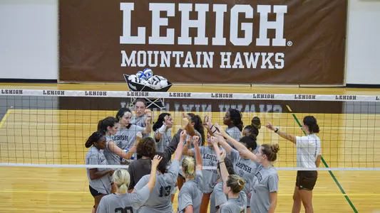 Lehigh Volleyball Huddle