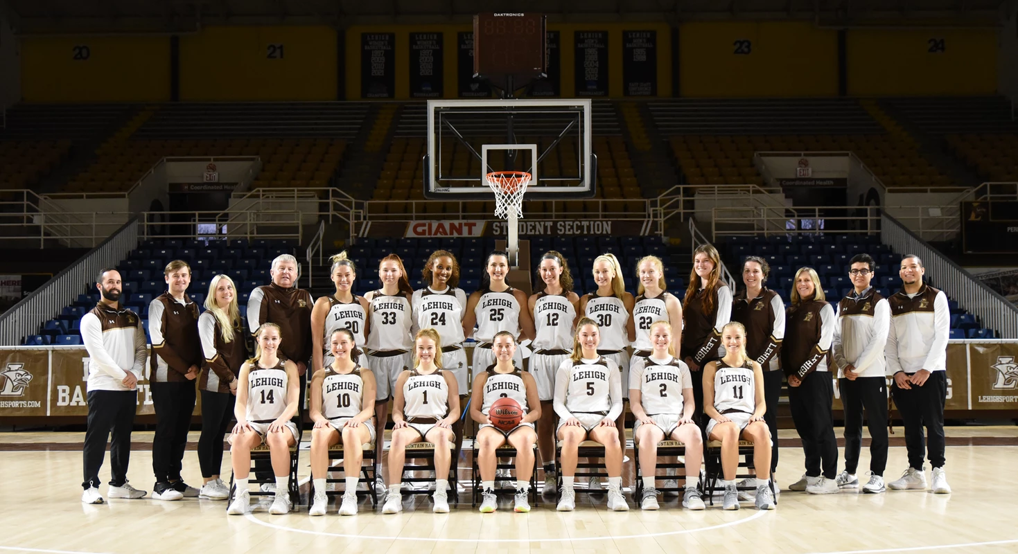 2021-22 Lehigh WBB Team Photo