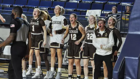 Bench celebrates Grothaus' 1000-points