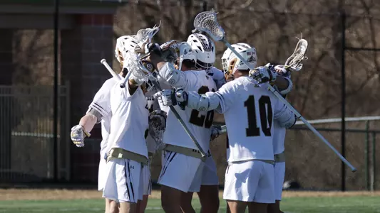 Men's lacrosse huddle