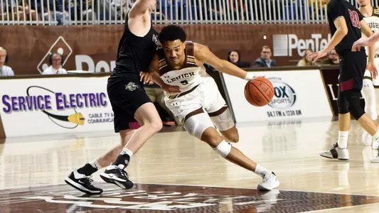 3-2-MBB-Lafayette-Web-Story - Evan Taylor