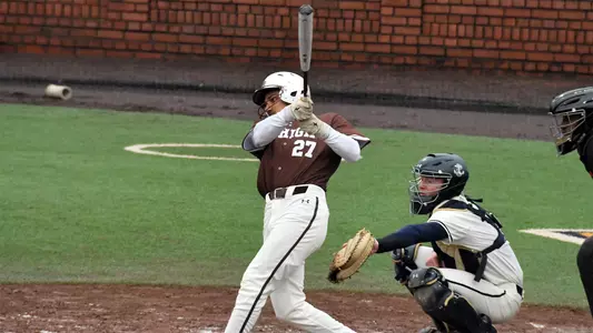 4-25-Baseball-at-Towson - Riley Davis