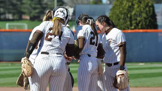 Infield huddle 383