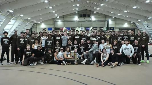 Men with Mundy Trophy 2025 Indoor