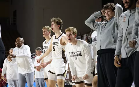 MBB Bench vs. Colgate