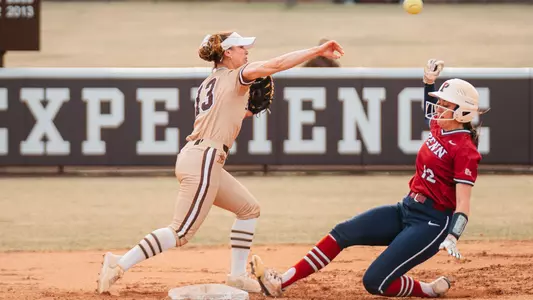 Julia Mrochko vs Penn