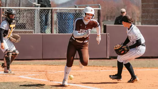 Lizzie Kern bunt vs Army