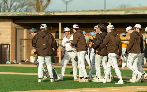 Baseball Huddle vs LIU