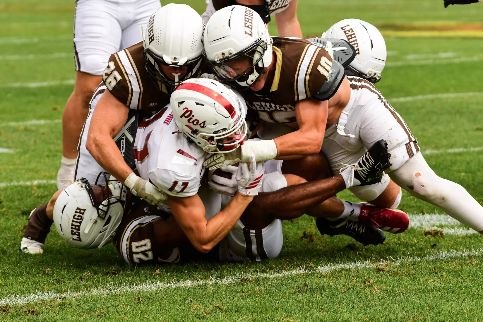 Football vs. Sacred Heart (9/6/25)