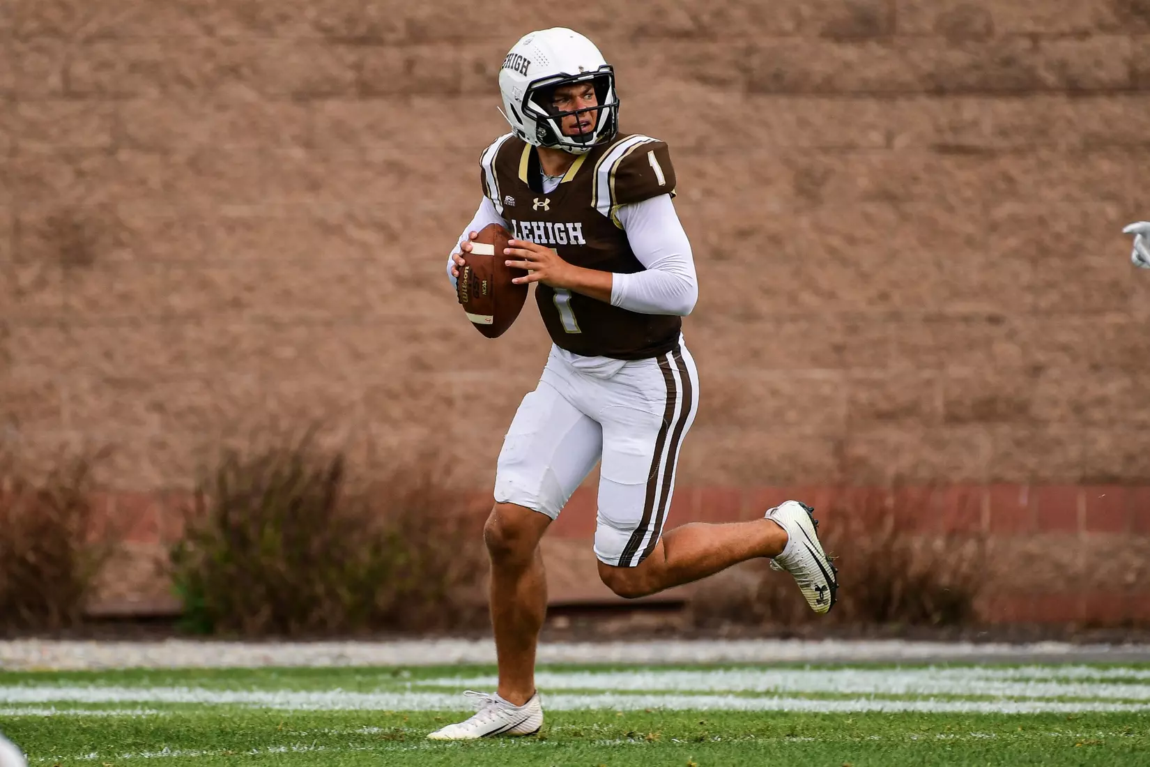Football vs. Sacred Heart (9/6/25)