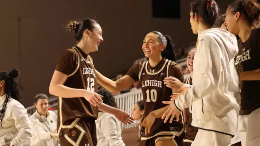 Belle and Katie Hurt vs Laf