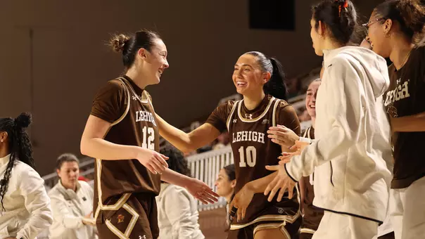 Belle and Katie Hurt vs Laf