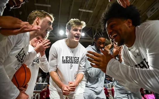 MBB Huddle Pregame vs Lafayette