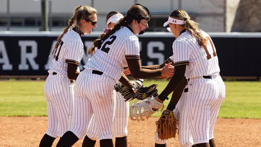 Infield Huddle Colgate 49