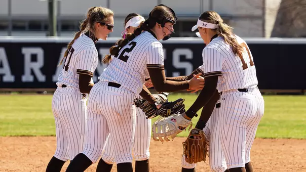 Infield Huddle Colgate 49