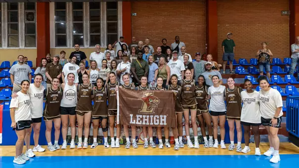 Lehigh win in greece WBB