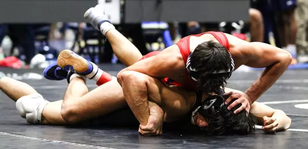 Liberty-Wrestler-on-top