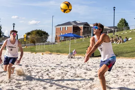 Zach-Lamoureux-Mason-Ellenberger-volleyball-duo