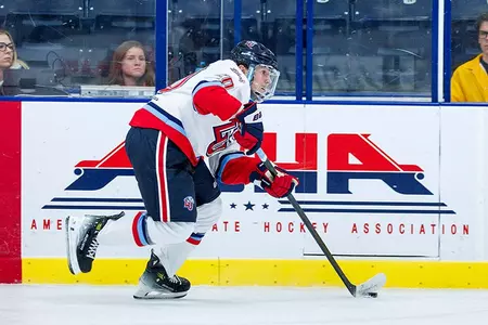 Logan-Johnson-DII-men's-hockey