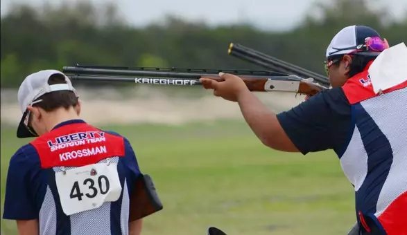 Matthew Daniels shotgun stand