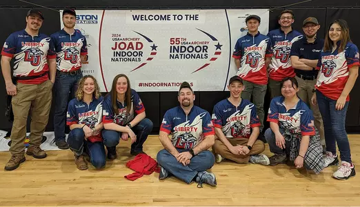 archery-team-photo-regionals