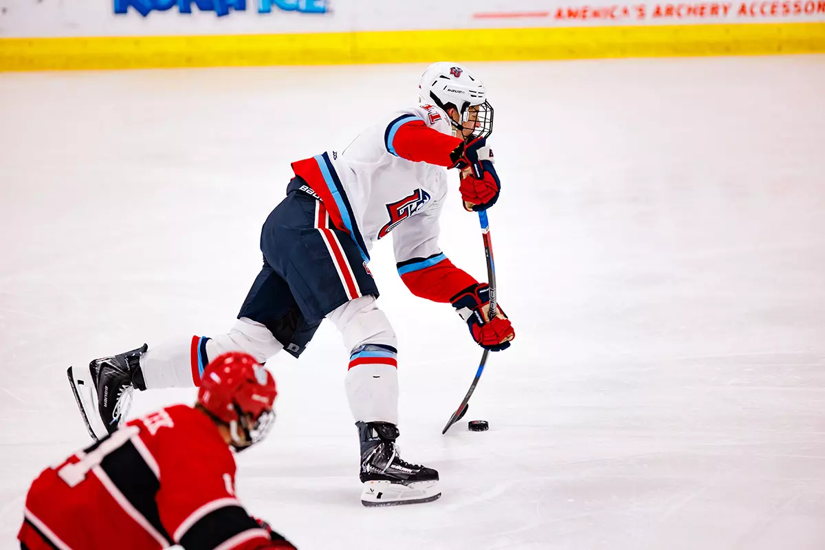 Liberty University’s Mens D1 Hockey team plays Utah on 3 October, 2025. (Photo by Ethan Smith)