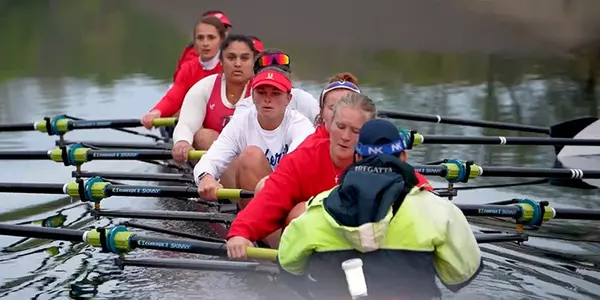 Rowing team on Smith Mountain Lake Women's Varsity 8