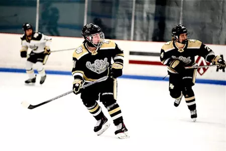 Chloe Moses skating for Honeybaked U19 squad