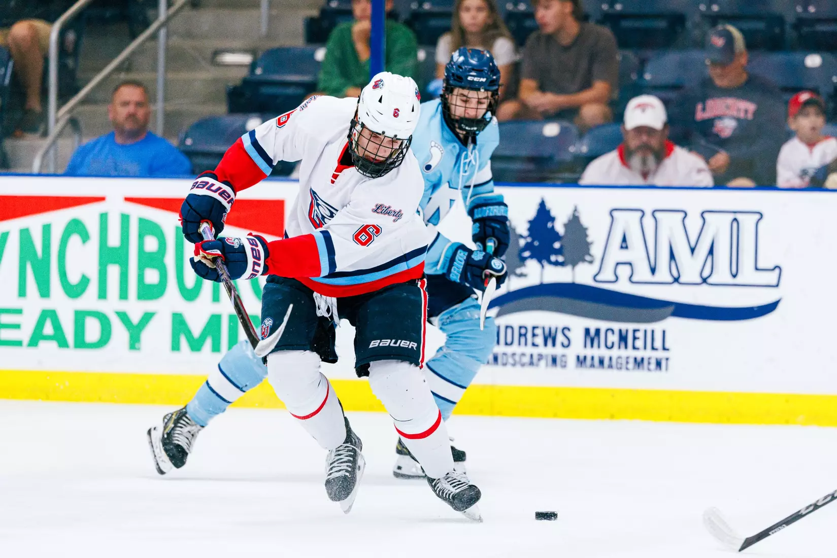 Liberty University’s Men’s D1 Hockey team takes on UNC on September 19, 2025 (Photo by Simon Barbre)