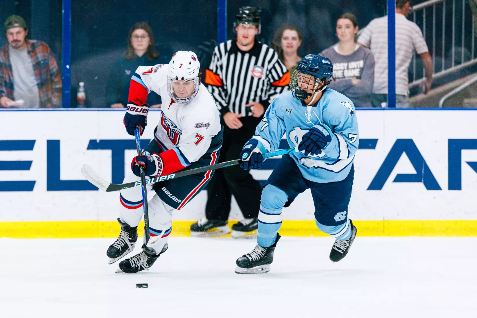 Liberty University’s Men’s D1 Hockey team takes on UNC on September 19, 2025 (Photo by Simon Barbre)