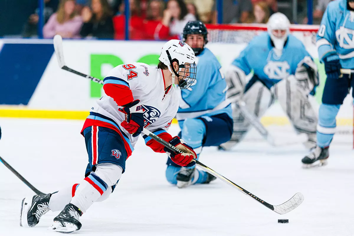 Liberty University’s Men’s D1 Hockey team takes on UNC on September 19, 2025 (Photo by Simon Barbre)