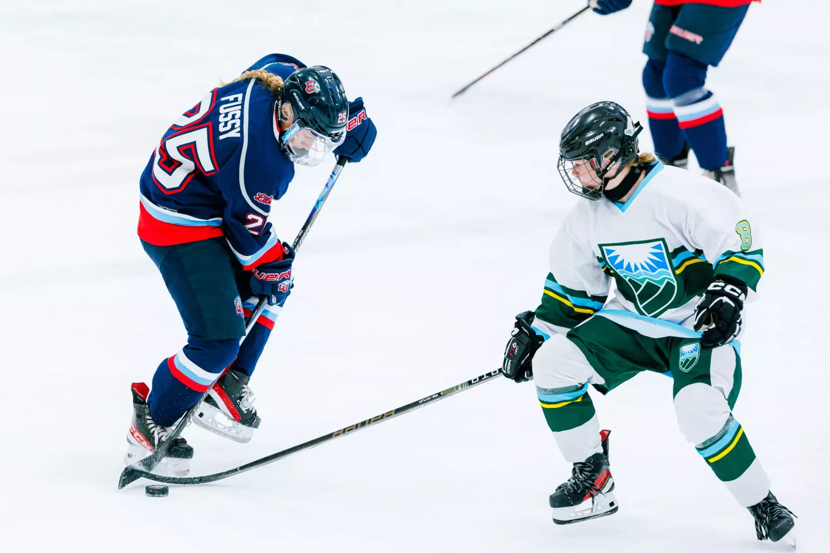 Liberty University’s Women’s D1 Hockey team takes on Purcell Hockey Academy on September 26, 2025 (Photo by Simon Barbre)
