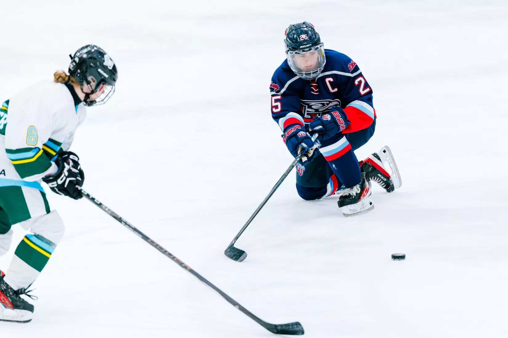 Liberty University’s Women’s D1 Hockey team takes on Purcell Hockey Academy on September 26, 2025 (Photo by Simon Barbre)
