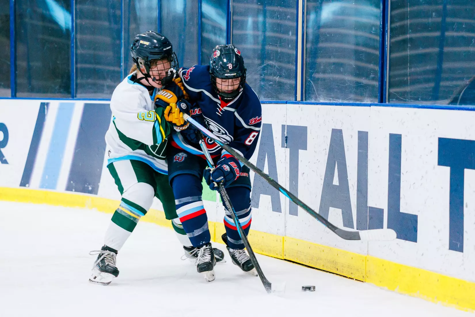 Liberty University’s Women’s D1 Hockey team takes on Purcell Hockey Academy on September 26, 2025 (Photo by Simon Barbre)