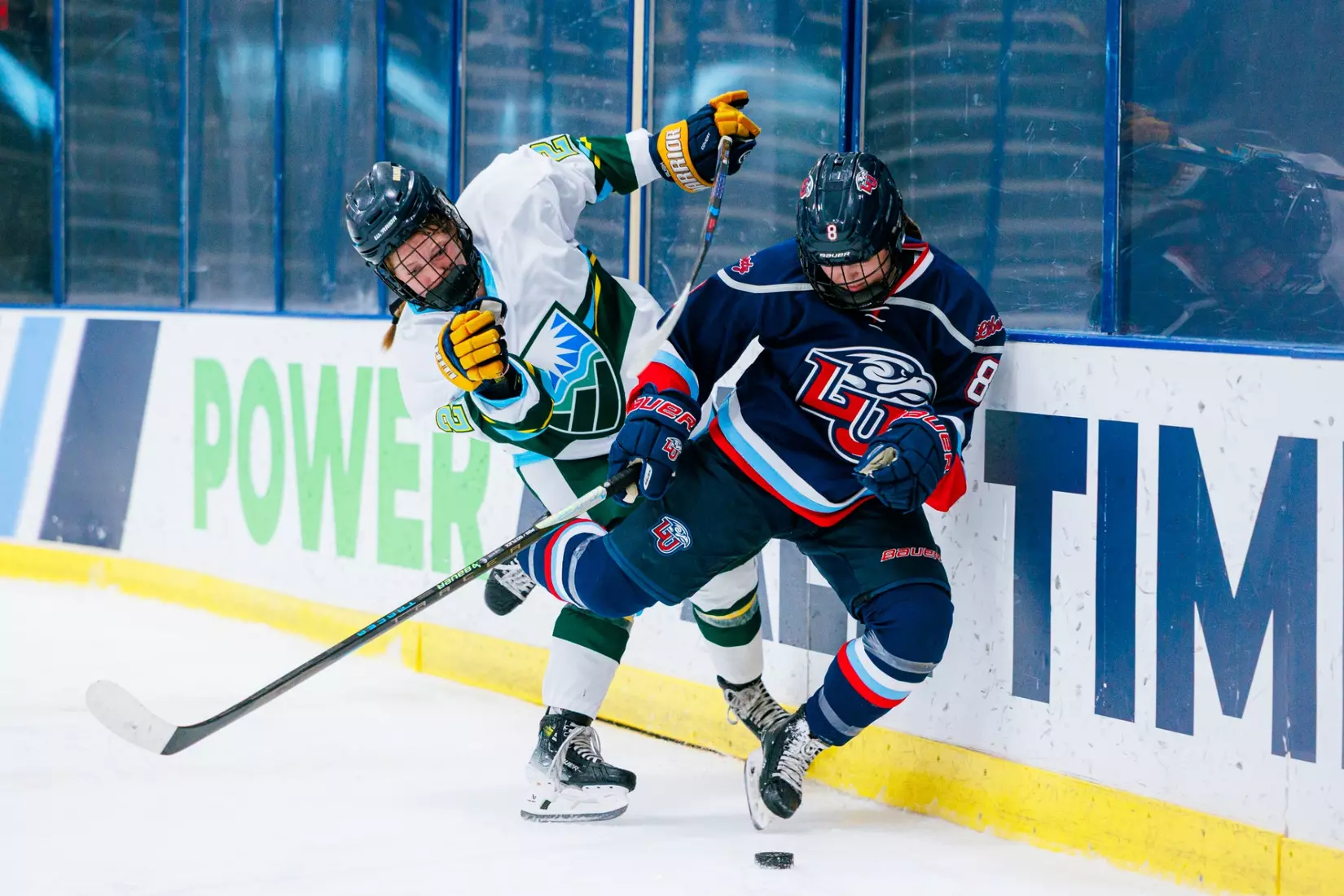 Liberty University’s Women’s D1 Hockey team takes on Purcell Hockey Academy on September 26, 2025 (Photo by Simon Barbre)
