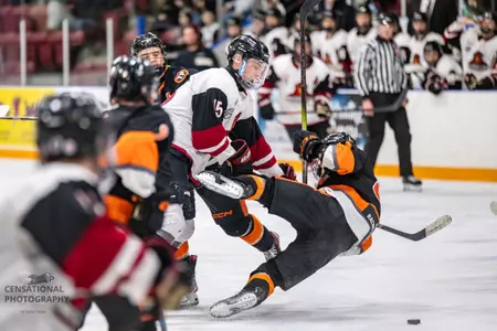 Seth Huygen body check