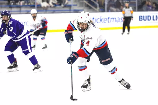 Emerson Oakes skates vs. Niagara