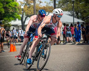 Triathlete cyclists USA Collegiate Nationals