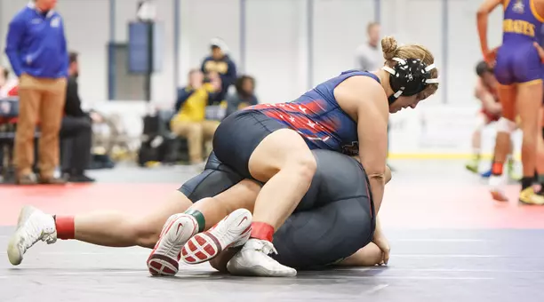 Cendall Manley pins opponent