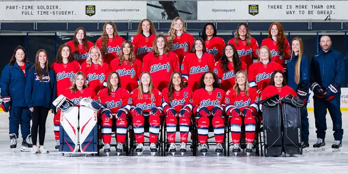DII women's hockey team photo