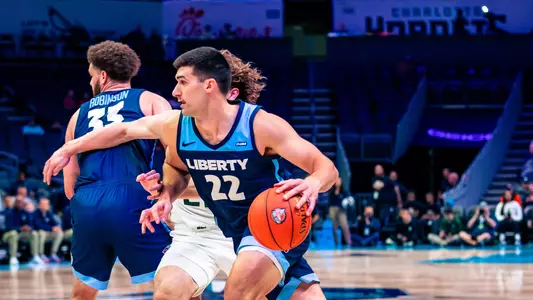 Liberty basketball vs Charlotte in the Hornets arena Spectrum center November 10, 2023 (photo by: Emma Kendrick)