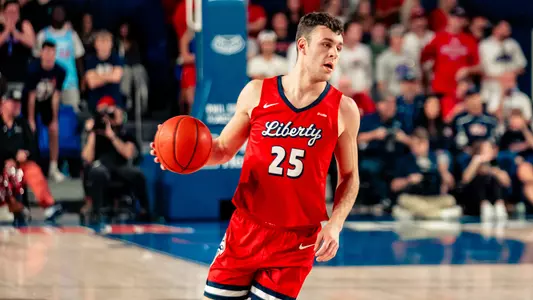 Men's Basketball Zach Cleveland Preview Photo vs. Charleston