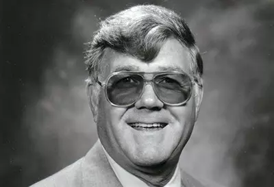 Al_Worthington_Headshot_-_400x273-1