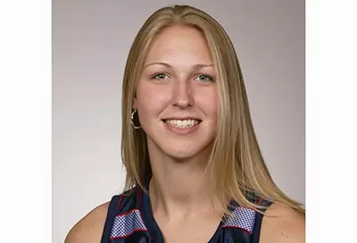 , (photo by Les Schofer)