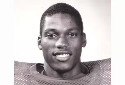 Kelvin_Edwards_Headshot_-_400x273-1