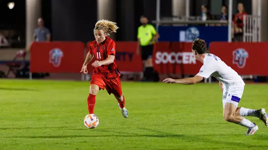 Men's Soccer - Gabe Findley